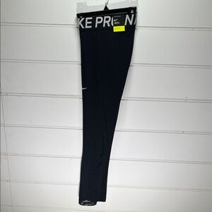 Women’s Nike Black Pro Leggings